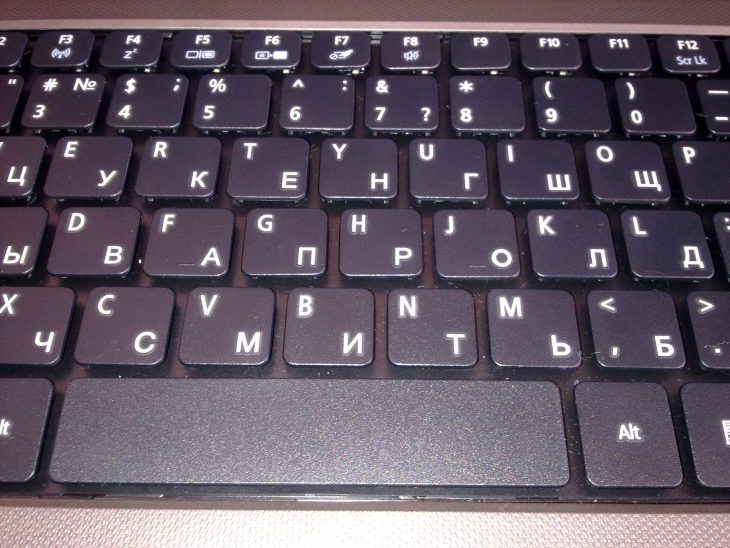 Как поставить на клавиатуру обои на редми